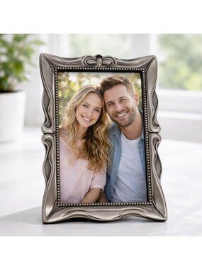 VTG Silver-Tone Metal Picture Frame With Bow Accent 4x6 Inches Tabletop Design